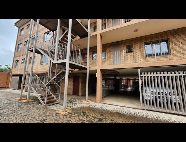 1,338M² APARTMENT BLOCK FOR SALE IN POLOKWANE CENTRAL